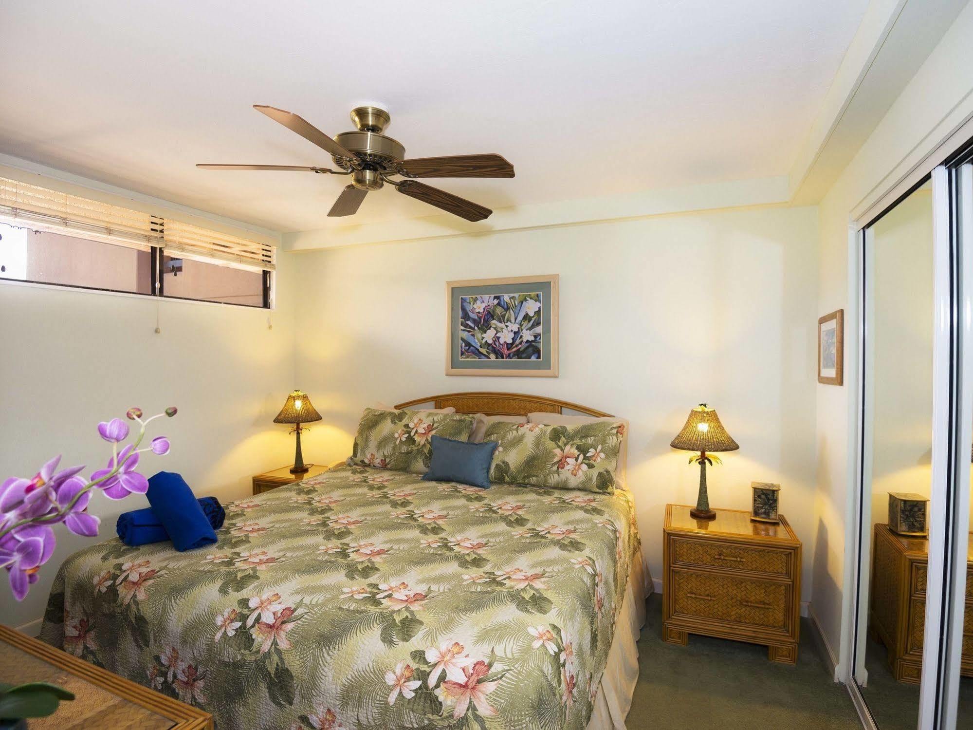 Kahana Villa Лахайна Экстерьер фото